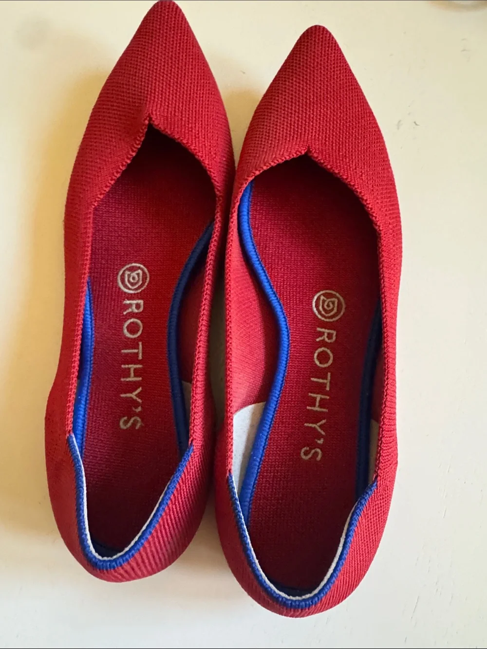Rothy's “The Point” Red Pointed Knit Flats with Blue Trim 7.5